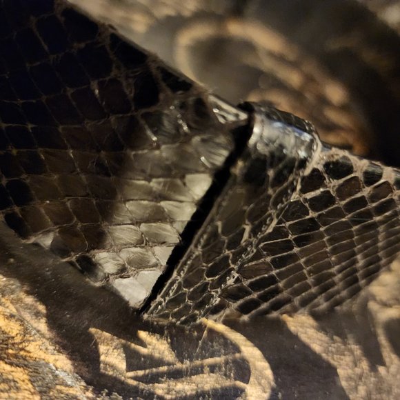 Vintage 70s 80s Judith Leiber Black Snakeskin Expandable Belt Gold Buckle - Picture 6 of 14